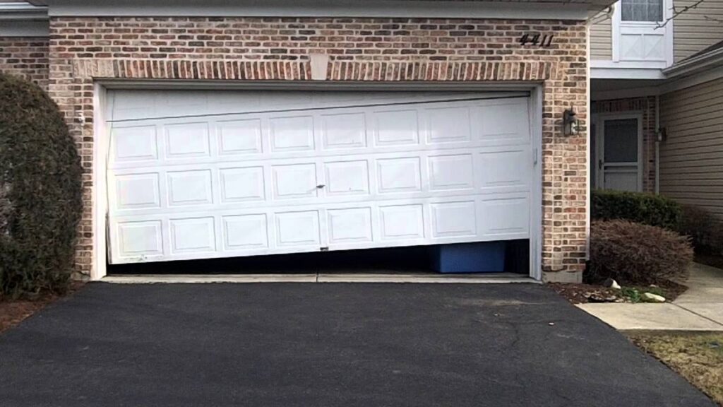 Garage door repair San Marcos