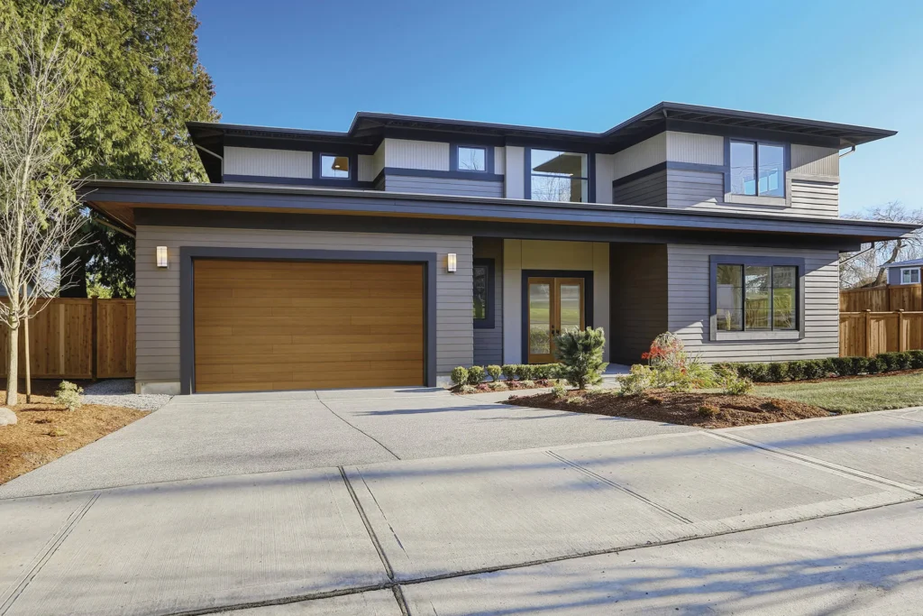 Free estimate for garage door repairs in Canyon Lake