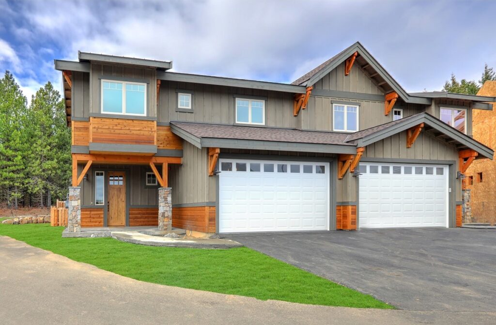 Residential and Commercial Garage Door Repair in New Braunfels